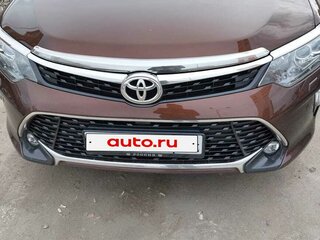 2018 Toyota Camry VII (XV50) Рестайлинг 2, коричневый, 2800000 рублей, вид 2