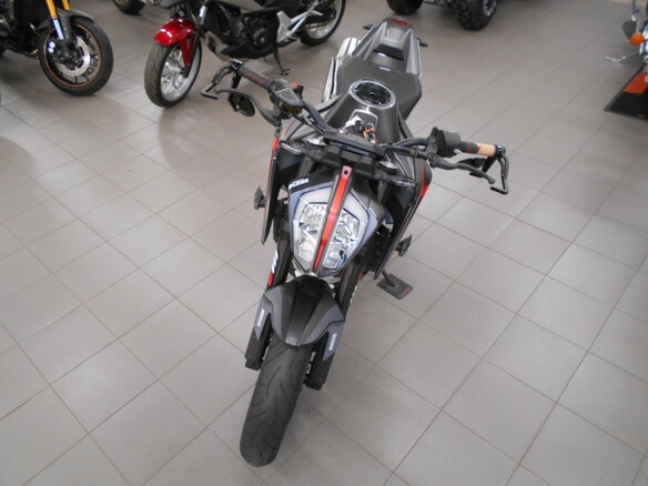 2018 KTM 790 Duke, серый - вид 6