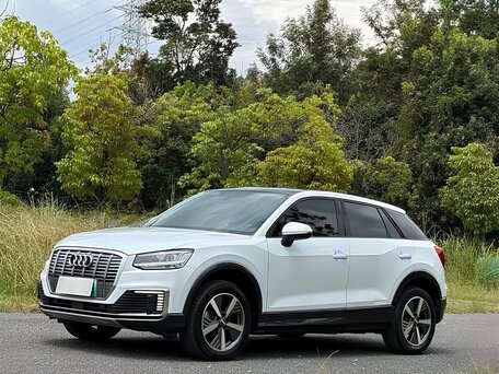 2021 Audi Q2 L e-tron I, белый, 1650000 рублей, вид 1