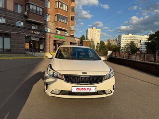 2016 Kia Cerato III Рестайлинг (Classic), белый, 1300000 рублей, вид 3