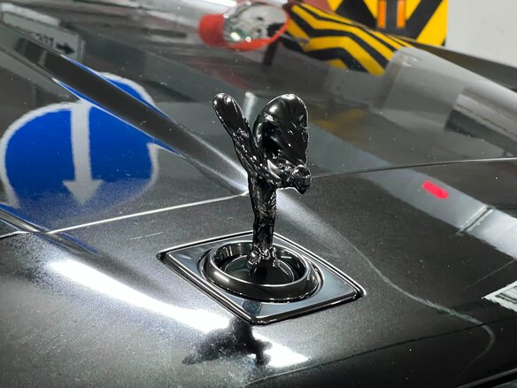2020 Rolls-Royce Cullinan Black Badge I (Series I), чёрный, 39950000 рублей - вид 21