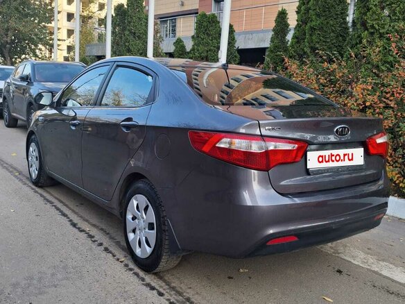 2012 Kia Rio III, серый, 650000 рублей - вид 5