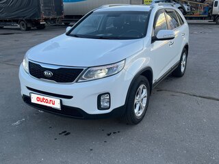 2014 Kia Sorento II Рестайлинг, белый, 1700000 рублей, вид 3