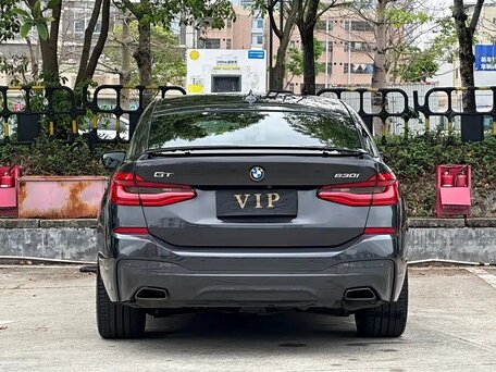2022 BMW 6 серии Gran Turismo 630i IV (G32) Рестайлинг, чёрный, 5148000 рублей, вид 4