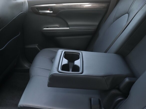2025 Toyota Highlander IV (XU70), белый, 5350000 рублей - вид 7