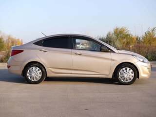 2011 Hyundai Solaris I, бежевый, 567573 рублей, вид 4