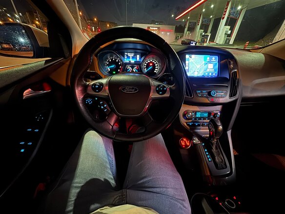 2014 Ford Focus III, серебристый, 1250000 рублей - вид 10