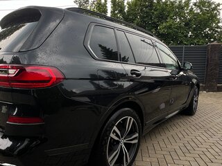 2019 BMW X7 40i I (G07), чёрный, 8900000 рублей, вид 4