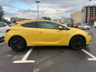 2013 Opel Astra GTC J Рестайлинг, жёлтый, 870000 рублей, вид 4