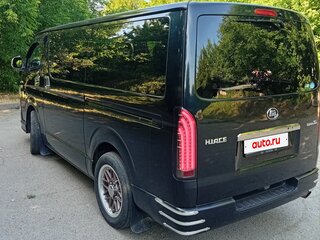 2015 Toyota HiAce H200 Рестайлинг, чёрный, 2700000 рублей, вид 4