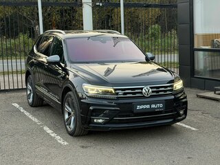 2019 Volkswagen Tiguan Allspace II, чёрный, 2639000 рублей, вид 1