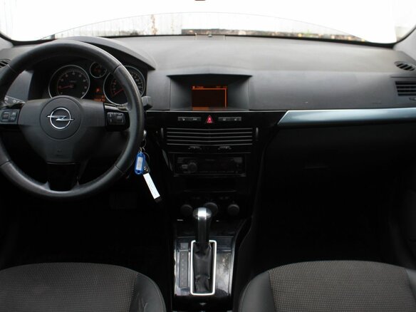 2008 Opel Astra GTC H Рестайлинг, бежевый, 450000 рублей - вид 14