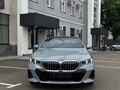2024 BMW 5 серии 520i VIII (G60/G61/G68), серый - вид 1