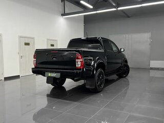 2015 Toyota Hilux VII Рестайлинг, чёрный, 2295000 рублей, вид 2