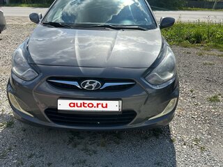 2013 Hyundai Solaris I, серый, 780000 рублей, вид 1