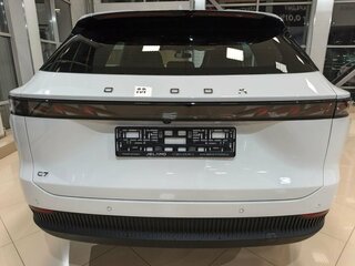 2026 Omoda C7, белый, 2700000 рублей, вид 5