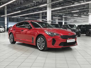 2019 Kia Stinger I, красный, 2849000 рублей, вид 2