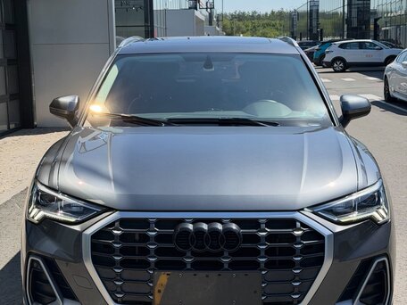 2022 Audi Q3 35 TFSI II (F3), серебристый, 2600000 рублей, вид 2