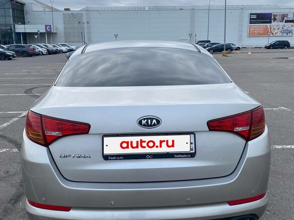 2011 Kia Optima III, серый, 850000 рублей - вид 7