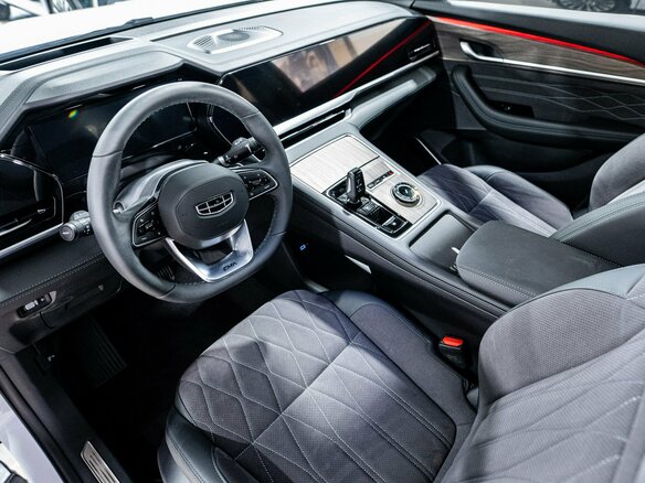 2026 Geely Monjaro I, белый, 4954990 рублей - вид 30
