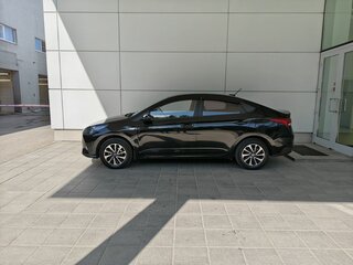 2020 Hyundai Solaris II Рестайлинг, чёрный, 1095000 рублей, вид 5