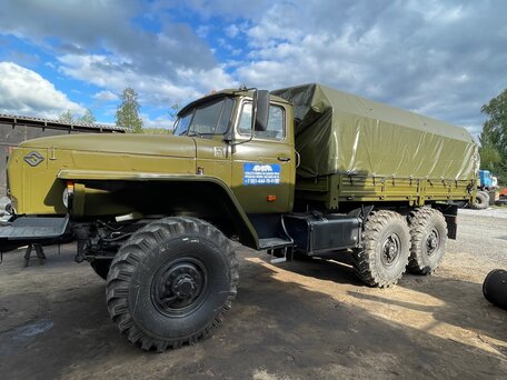 2005 Урал 4320, зелёный, 3950000 рублей, вид 1