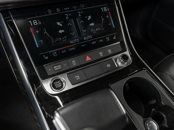 2021 Audi Q7 45 TFSI II (4M) Рестайлинг, серый, 5000000 рублей - вид 26