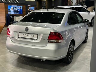 2013 Volkswagen Polo V, серебристый, 650000 рублей, вид 5
