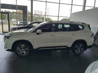 2026 Geely Okavango I Рестайлинг, белый, 3988990 рублей, вид 3