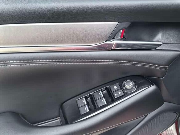 2023 Mazda 6 Atenza III (GJ) Рестайлинг 2, красный, 1640000 рублей - вид 22