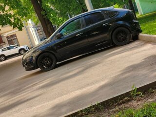 2010 Ford Focus II Рестайлинг, чёрный, 550000 рублей, вид 2