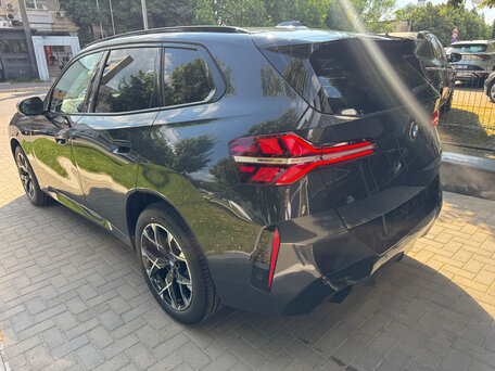 2026 BMW X3 20i xDrive IV (G45/G48), серый, 8750000 рублей, вид 4