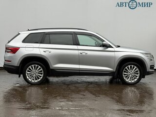 2018 Skoda Kodiaq I, серебристый, 1850000 рублей, вид 4