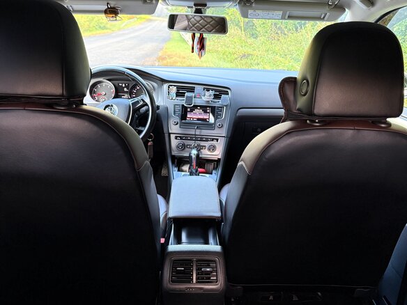 2015 Volkswagen Golf VII, белый, 1299000 рублей - вид 9