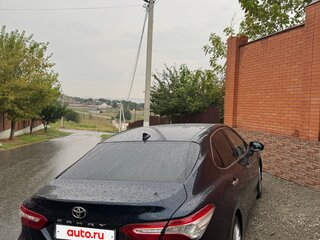 2019 Toyota Camry VIII (XV70), синий, 2600000 рублей, вид 2