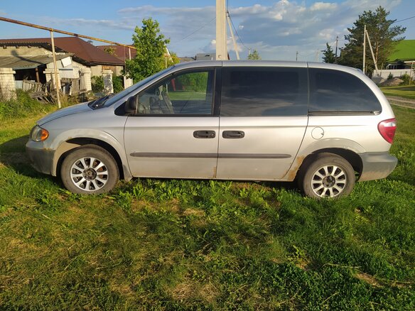 2003 Dodge Caravan 4-speed IV, серый, 400000 рублей - вид 8