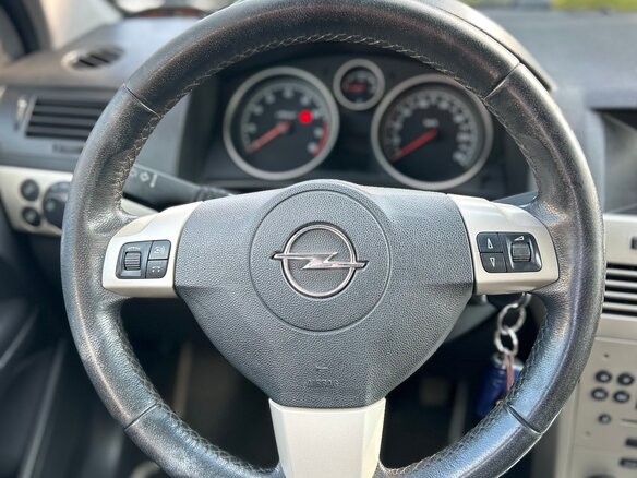 2008 Opel Astra H Рестайлинг, серебристый, 330000 рублей - вид 6