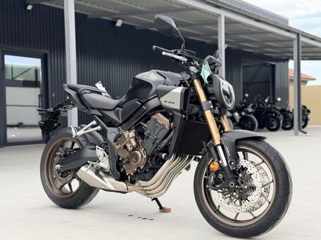 2026 Honda CB 650R, чёрный, 1280000 рублей, вид 1