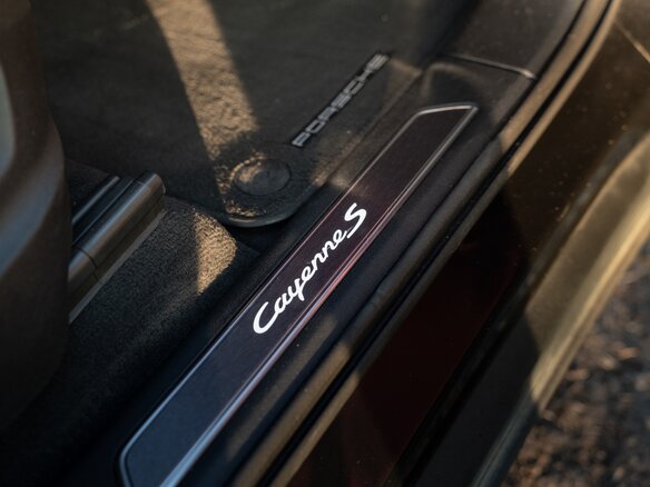 2021 Porsche Cayenne S III, чёрный, 7500000 рублей - вид 26