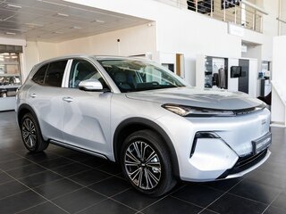 2026 Geely EX5 Гибрид EM-i, серебристый, 3974990 рублей, вид 1