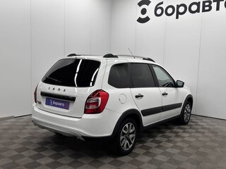 2021 Lada (ВАЗ) Granta Cross I Рестайлинг, белый, 799000 рублей, вид 4