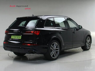 2025 Audi Q7 55 TFSI II (4M) Рестайлинг 2, чёрный, 11061000 рублей, вид 2