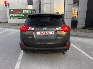 2015 Toyota RAV4 IV (XA40), серый, 1850000 рублей, вид 3