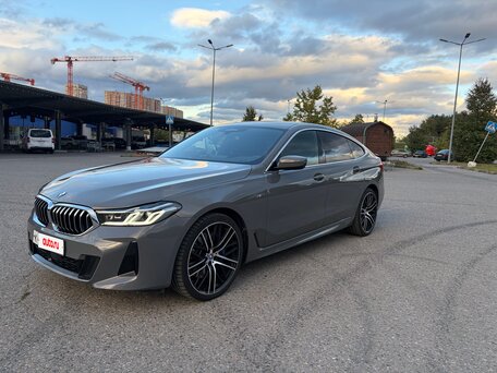 2022 BMW 6 серии Gran Turismo 620d IV (G32) Рестайлинг, серый, 5700000 рублей, вид 1