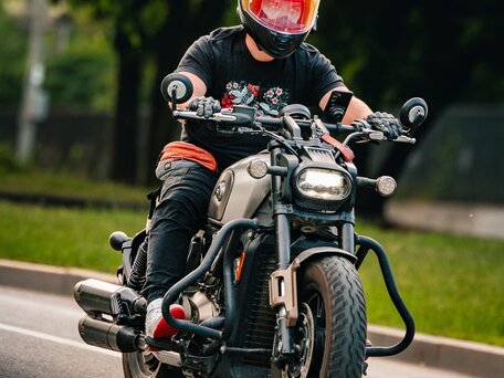 2024 QJMotor SRV 600 V, серебристый, 410000 рублей, вид 1