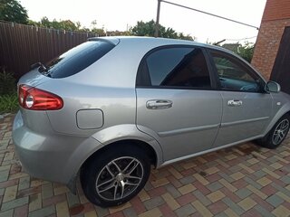 2007 Chevrolet Lacetti I, серебристый, 410000 рублей, вид 3
