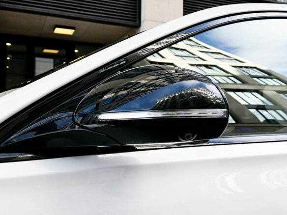 2023 Mercedes-Benz S-Класс 580 e Long 4MATIC VII (W223), белый - вид 9