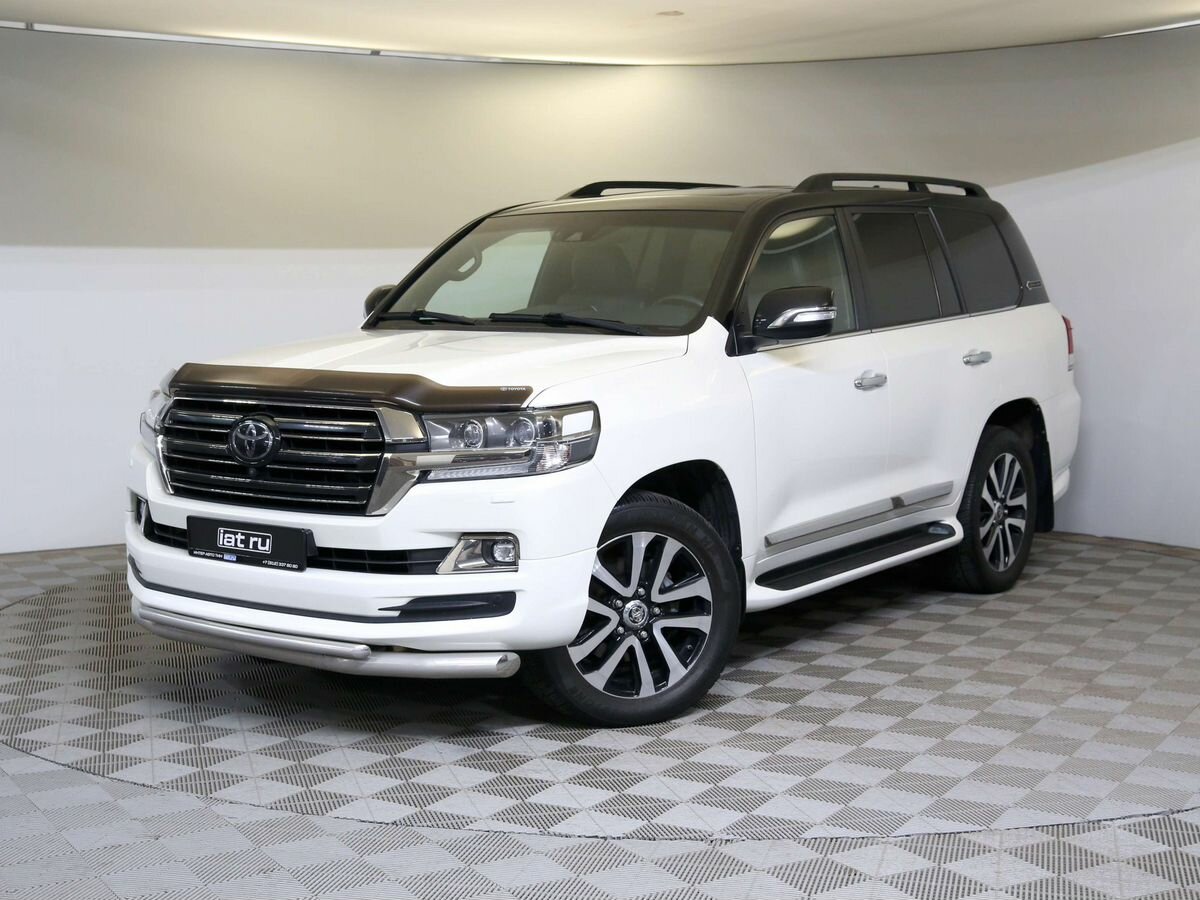 Открыть фотографии: Toyota Land Cruiser 200 Series Рестайлинг 2