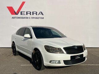 2011 Skoda Octavia II (A5) Рестайлинг, белый, 850000 рублей, вид 4