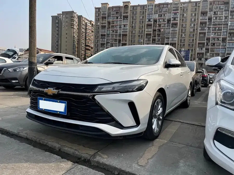 Открыть фотографии: Chevrolet Monza II Рестайлинг